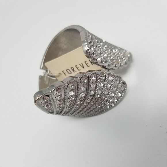 Forever 21 Silver Colored Bracelet - Picture 6 of 8